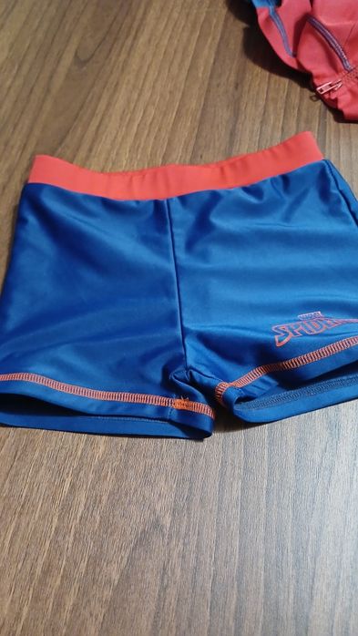 Дитячий гідрокостюм