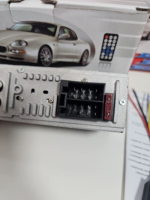 Auto Rádio NOVO com várias funcionalidades!