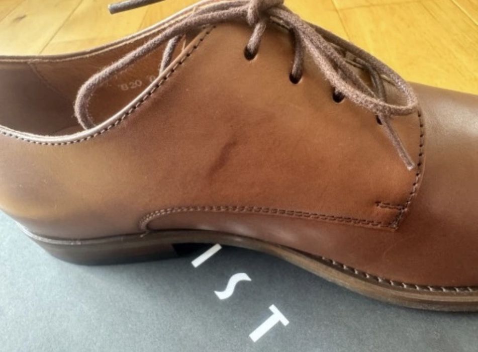 Eleganckie skórzane buty typu derby r. 39 Vistula Nowe