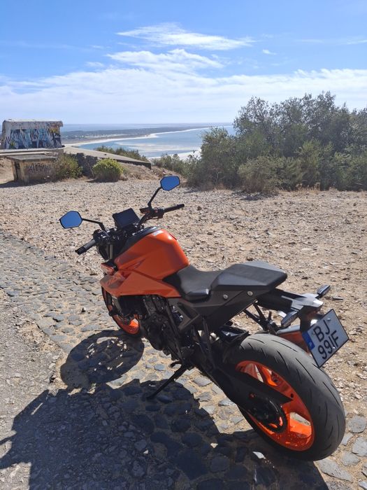 KTM DUKE 990 2024