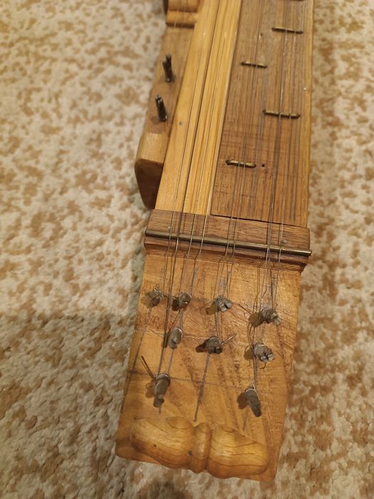 Cytra cytera węgierski instrument ludowy cymbał