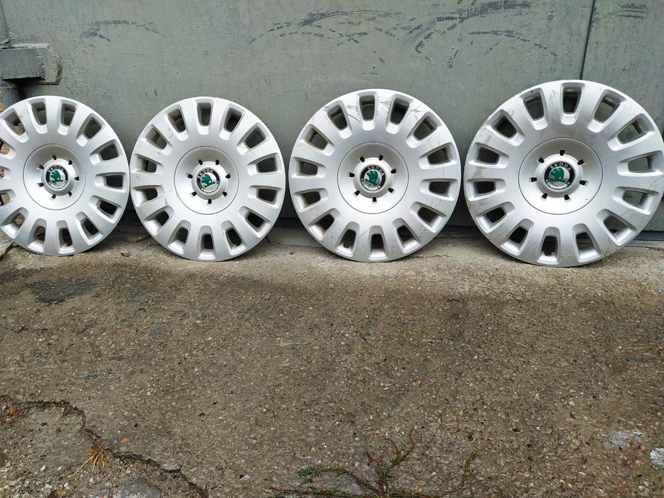 Оригинальные Колпаки Skoda R16 3U0601147C MHB