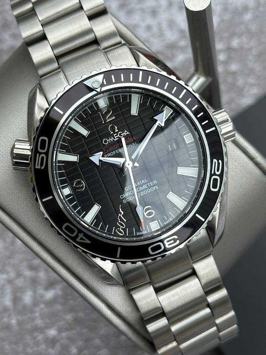 Швейцарские часы Omega Seamaster Professional 007 Black Premium