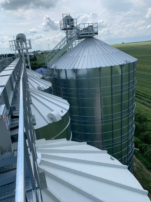 silos silosy bin's zbiornik cemęciak ziarno jęczmień pszenica owies