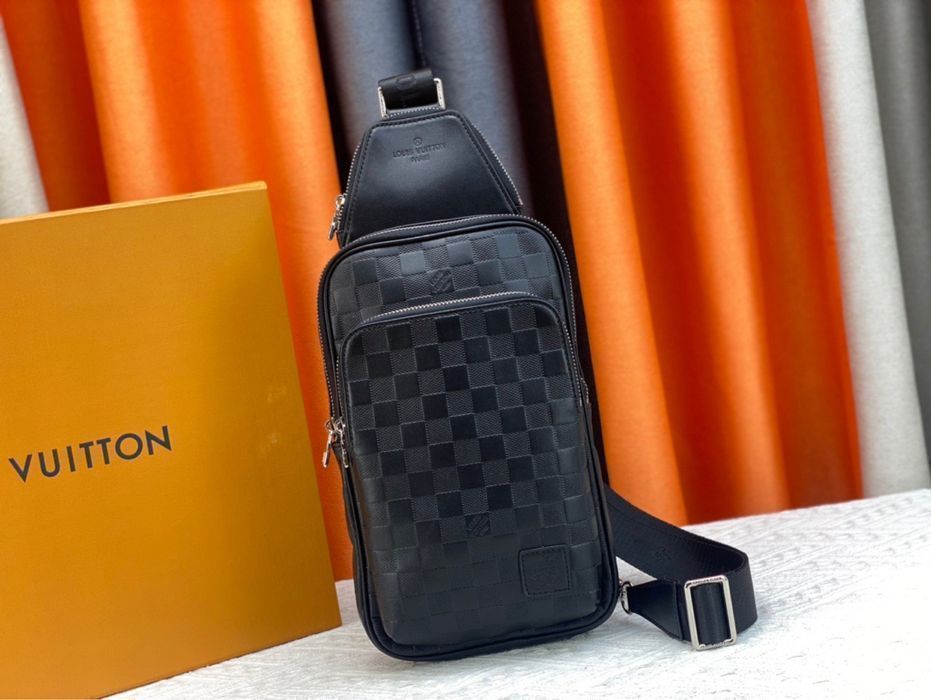 Louis Vuitton Avenue сумка мужская бананка черная