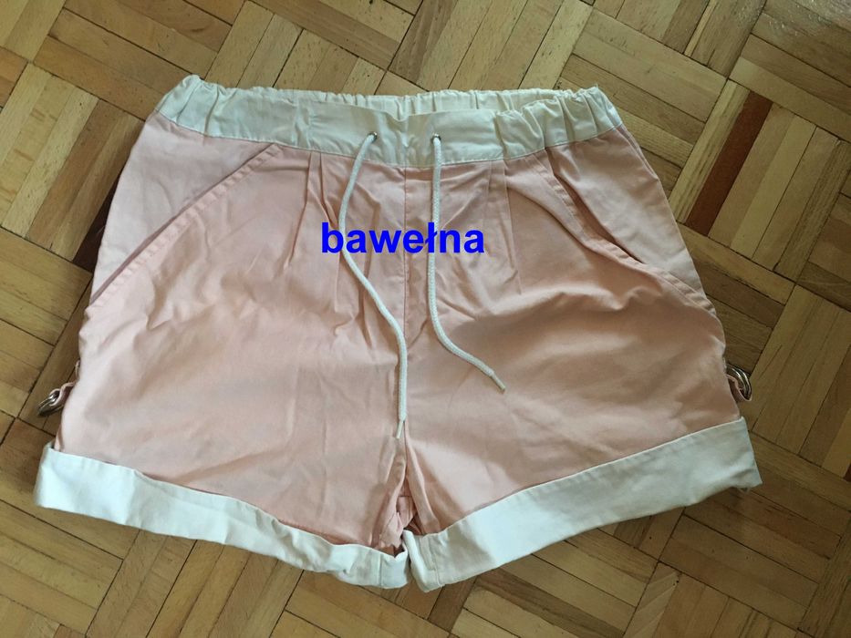 Krótkie retro spodenki z bawełny szorty pudrowy róż PRL