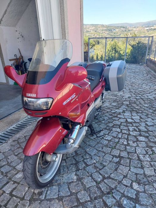 YAMAHA GTS 1000 bem estimada.