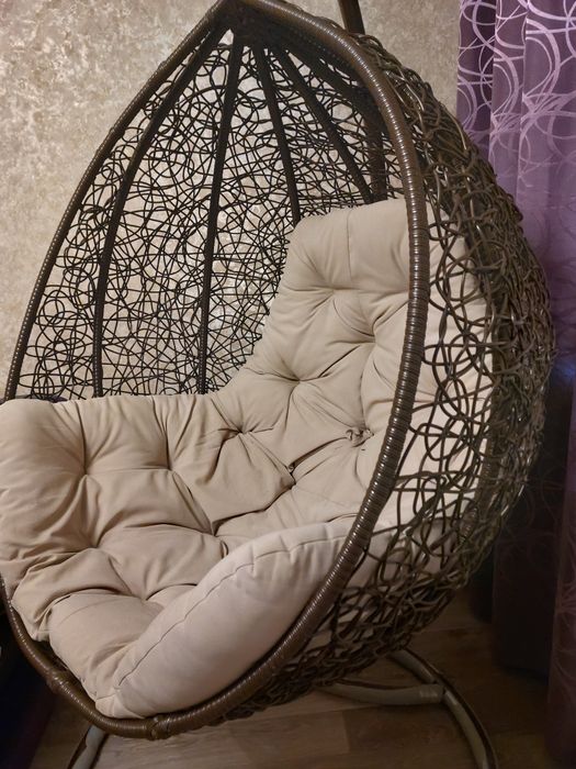 Качеля кокон, садовое кресло с подушкой в комплекте.