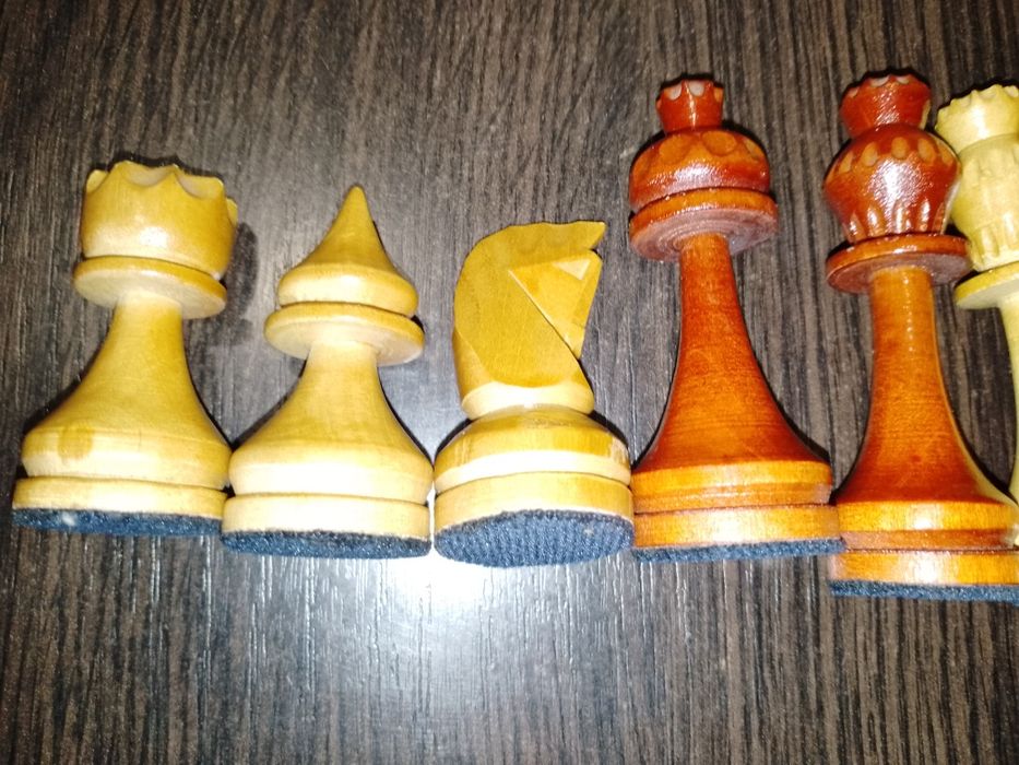 Фигурки Шахматы деревянные итк  СССР 29.5 на 29