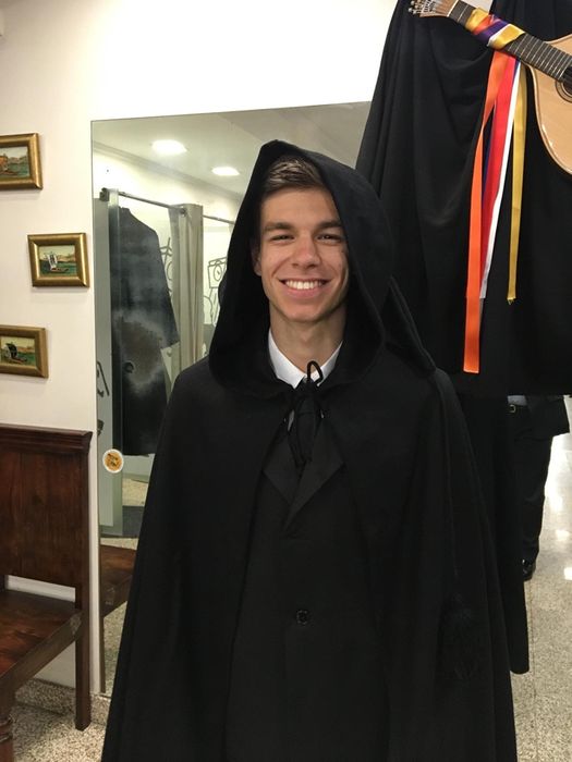Traje Academico Isave