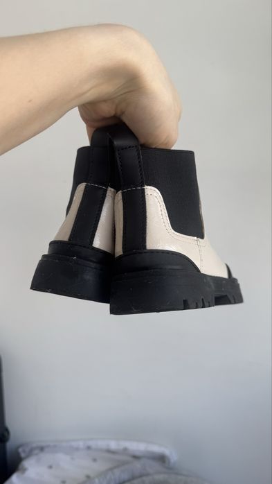 Дитячі ботинки Zara