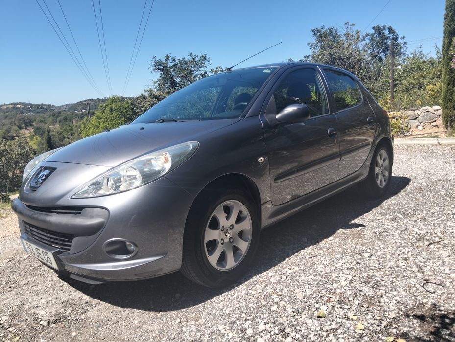 Peugeot 1.4 HDI 2010 pouco klms