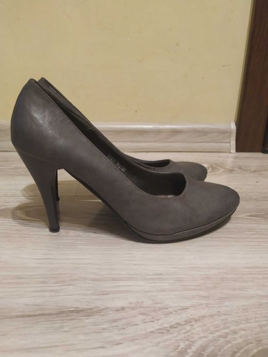 Buty damskie czółenka