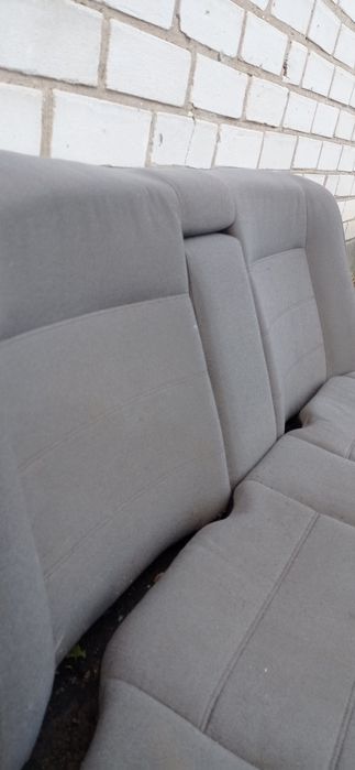 Заднє сидіння ауді 100 с3