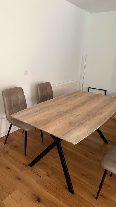 Mesa de jantar (160×90)