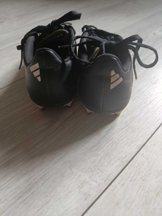 Korki adidas r.28