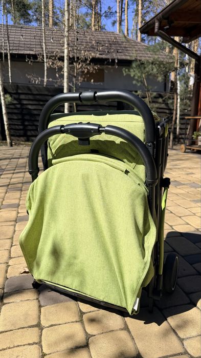 Прогулянкова коляска Chicco Trolley Me Lime
