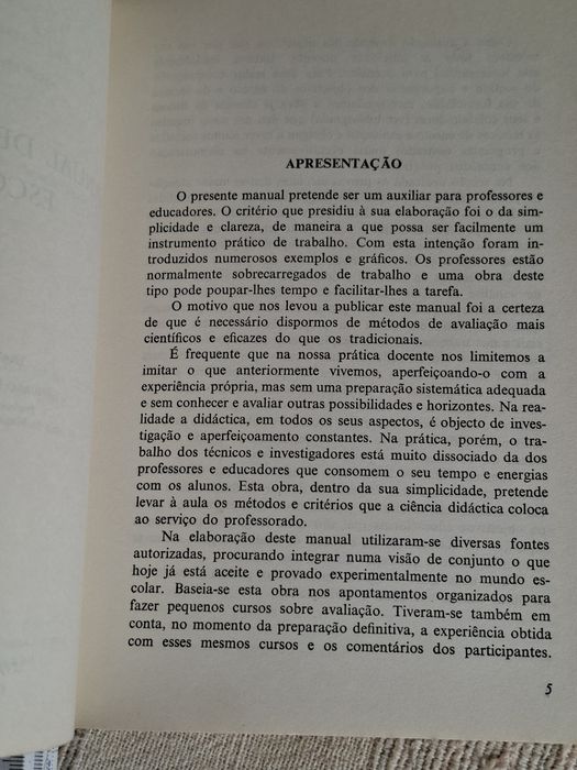 Manual de Avaliação Escolar por Pedro Morales Vallejo