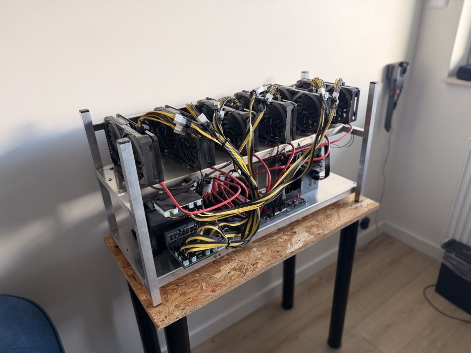 Koparka kryptowalut 6x RTX 3060 Ti 8GB - HiveOs, idealny stan