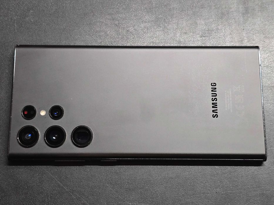 Używany - Samsung Galaxy S22 Ultra 256GB Czarny - GSM Baranowo