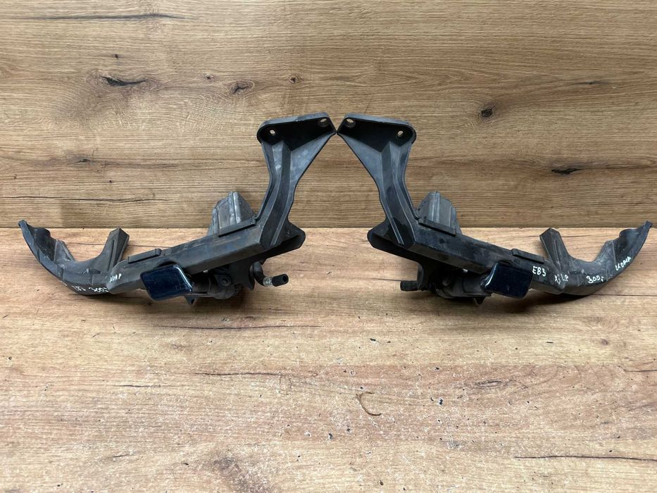Ślizg mocowanie lamp przednich Bmw X3 E83