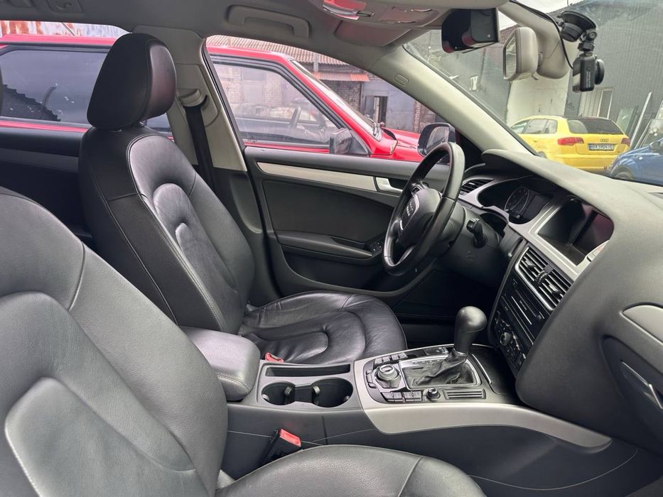 Audi A4 B8 TFSI RS Look в ідеальному стані