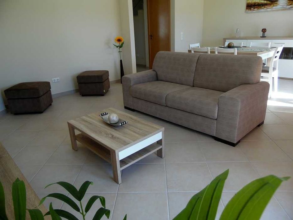 VILLA CHARM-V3 c/Piscina+Jardim Priv+garagem -Olhos de água/Albufeira