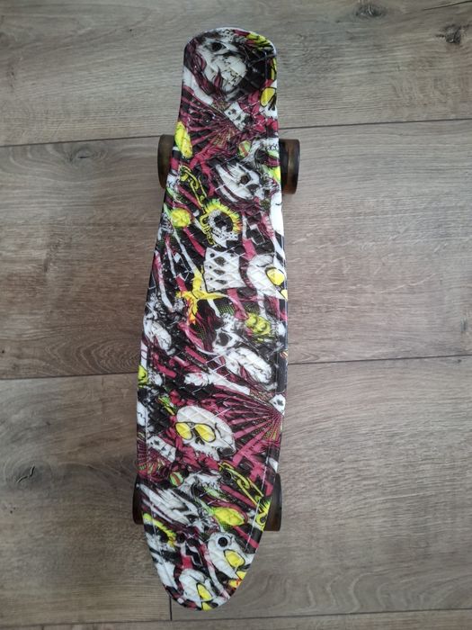 Скейтборд у хорошому стані