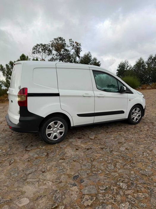 Ford Transit Courier 1.5 TDCi (2017)
