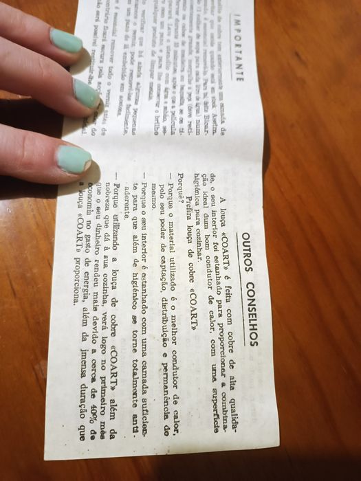 Bule antigo em cobre da marca coart