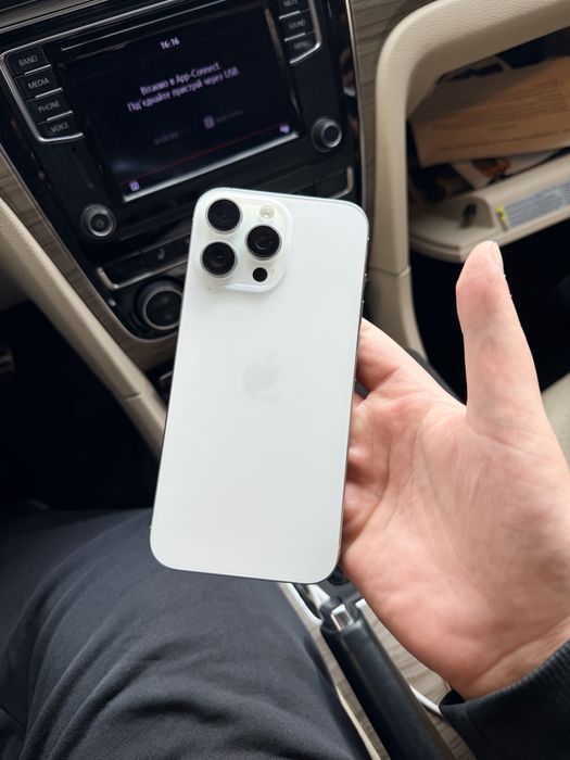 Iphone 16 pro max 256gb white