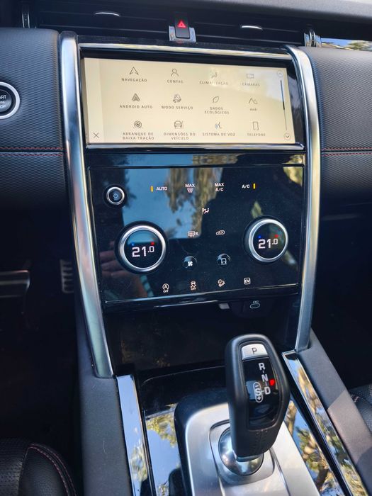 Land Rover Discovery sport P300e Rdynamic HSE