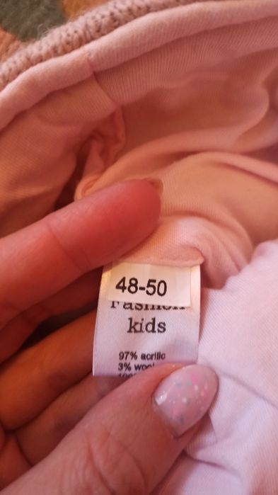 Демісезонна куртка на дівчинку та шапка