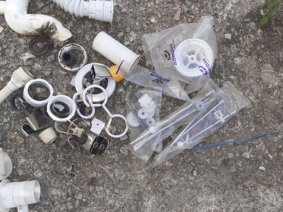 Peças canalização, esgotos ,etc...