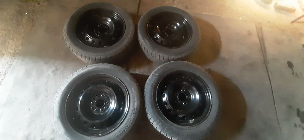Продам Kia Carens