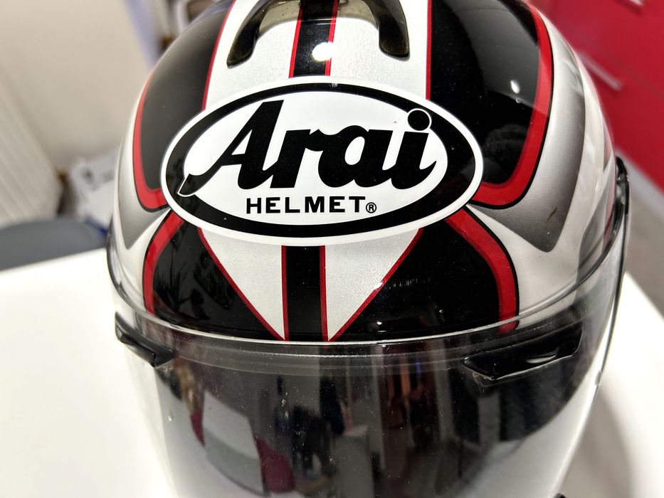 Capacete Arai Chaser – Tamanho M – O Melhor do Mundo!