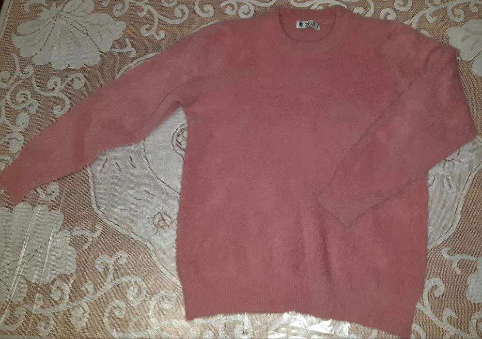 Продам кофту травичка