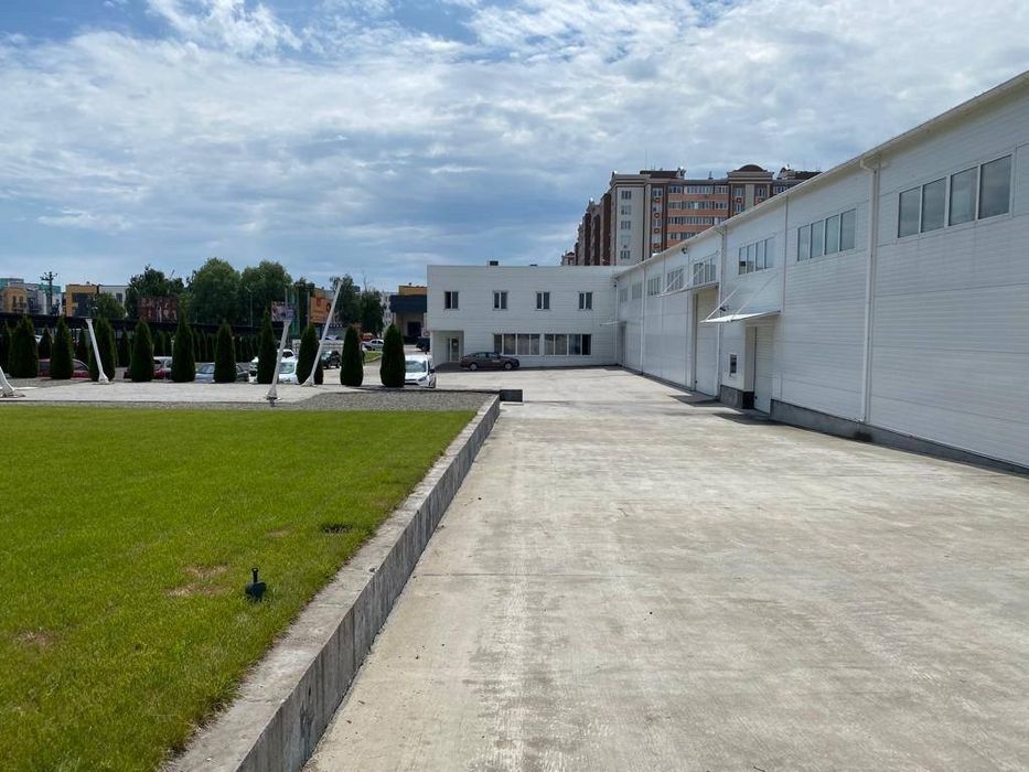 Продам офісно -складське приміщення 1350 м2
