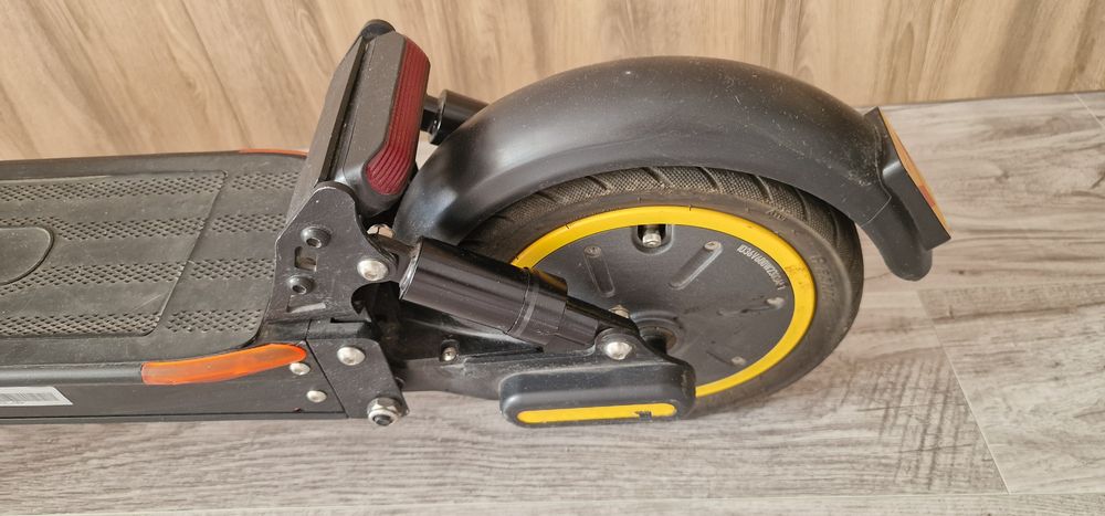 Електросамокат GIANT T6 Turbo