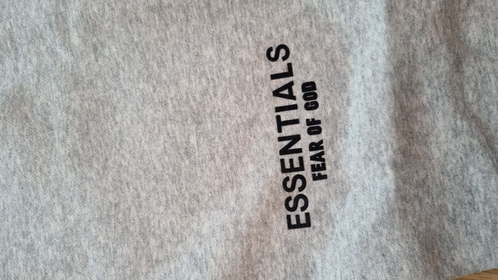 Set dresowy Essentials