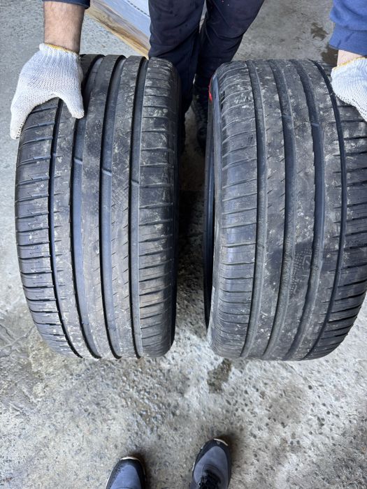 Michelin pilot sort 4 265/40/21.