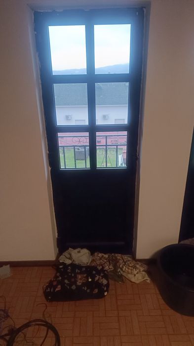 Portas janelas e estores