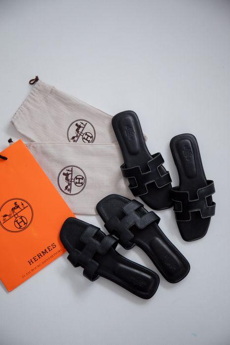 Шльопанці Herm**s натуральна шкіра