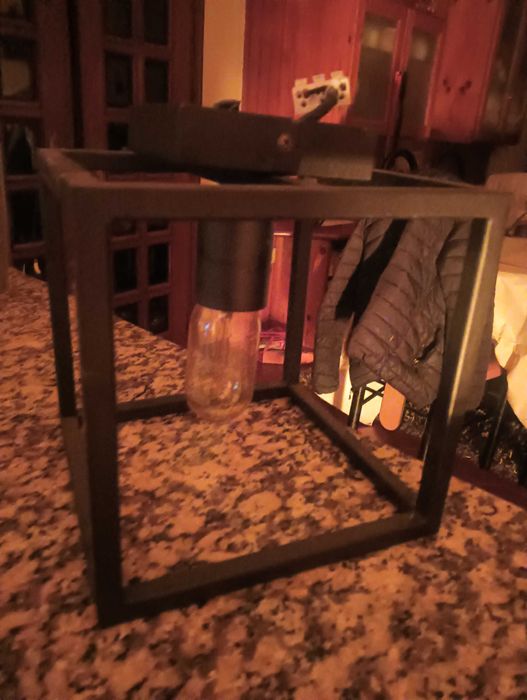 Candeeiro preto  de teto