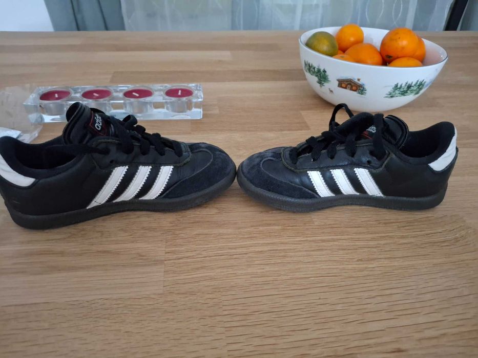 Tenis adidas samba