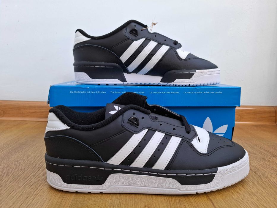 Adidas Rivalry Low. EU 42.5 / 27см