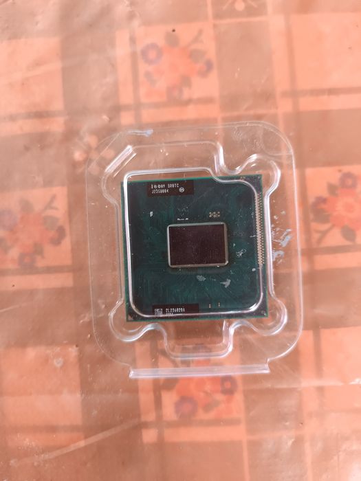 Intel core i3-2330M 2.20 Ghz  Б/у