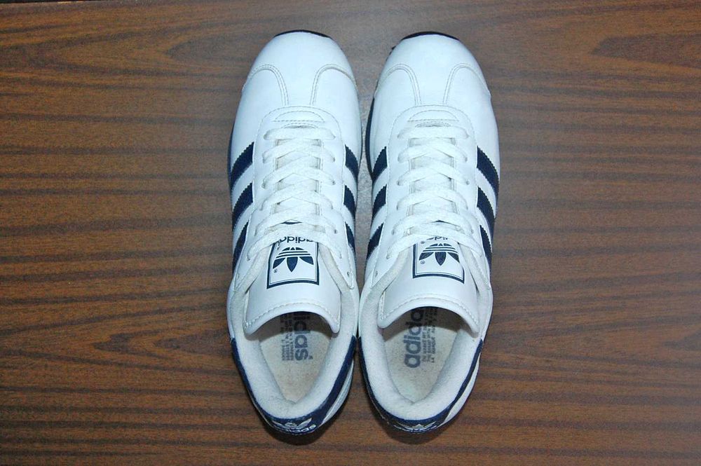 Кроссовки ADIDAS р.41-42 original VIETNAM
