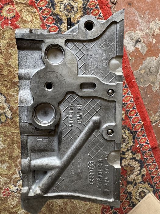 ГБЦ головка   vag 1,4 tsi cmba  Volkswagen