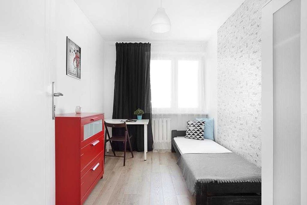 Pok. 1-os z prywatną lodówką ul. Beniowskiego Gdynia Grabówek od zaraz